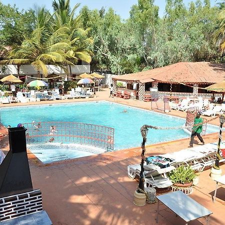 Badala Park Hotel Kotu Bagian luar foto