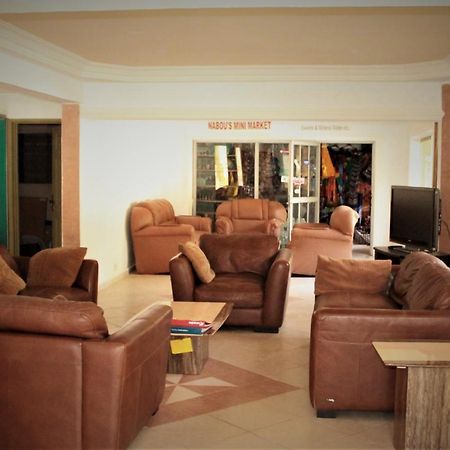 Badala Park Hotel Kotu Bagian luar foto