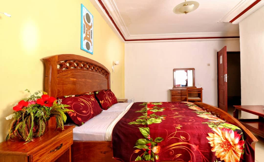 Badala Park Hotel Kotu Bagian luar foto