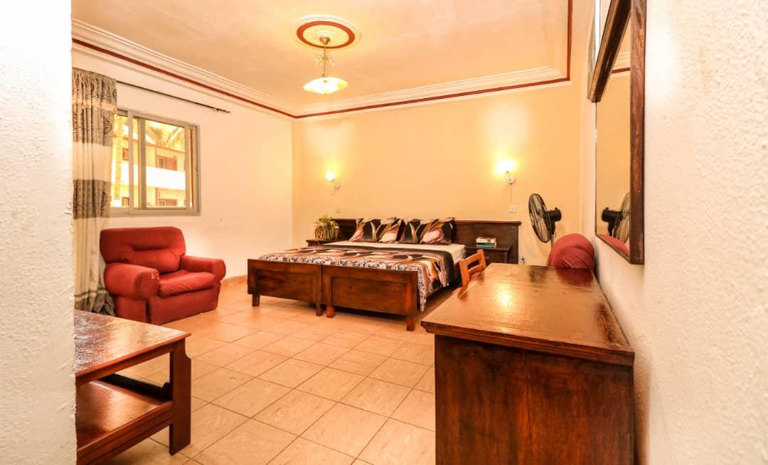 Badala Park Hotel Kotu Bagian luar foto